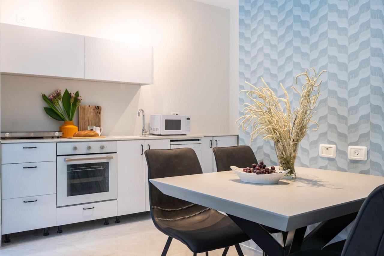 2BD Apartment in Next to Galei Galil Beach דירת שני חדרי שינה בנהריה על הים מראה חיצוני תמונה
